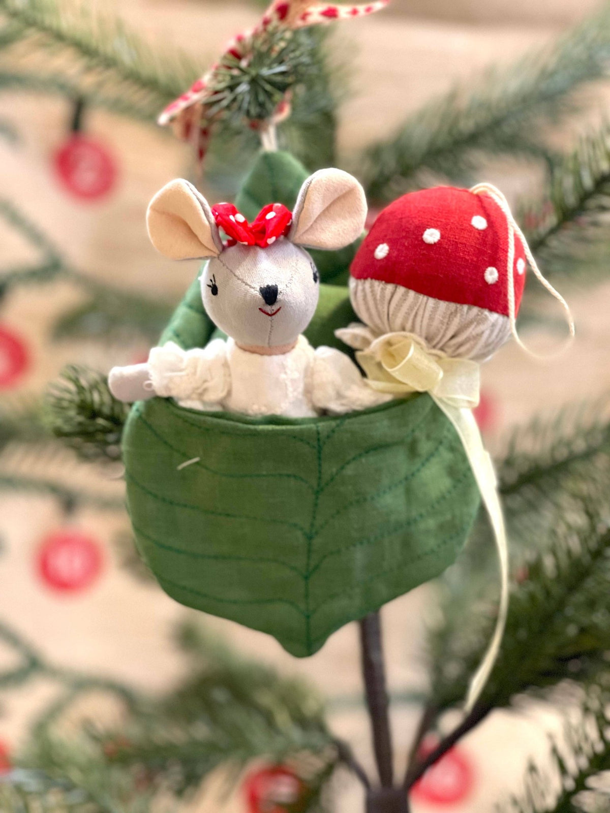 Mouse and the Mushroom Wonder Forest Set - vibeboxshop