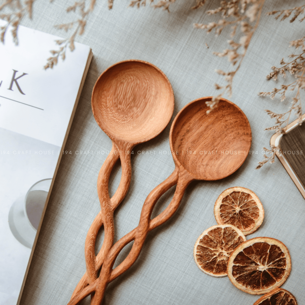 Twisted Handle Wooden Salad Servers - vibeboxshop
