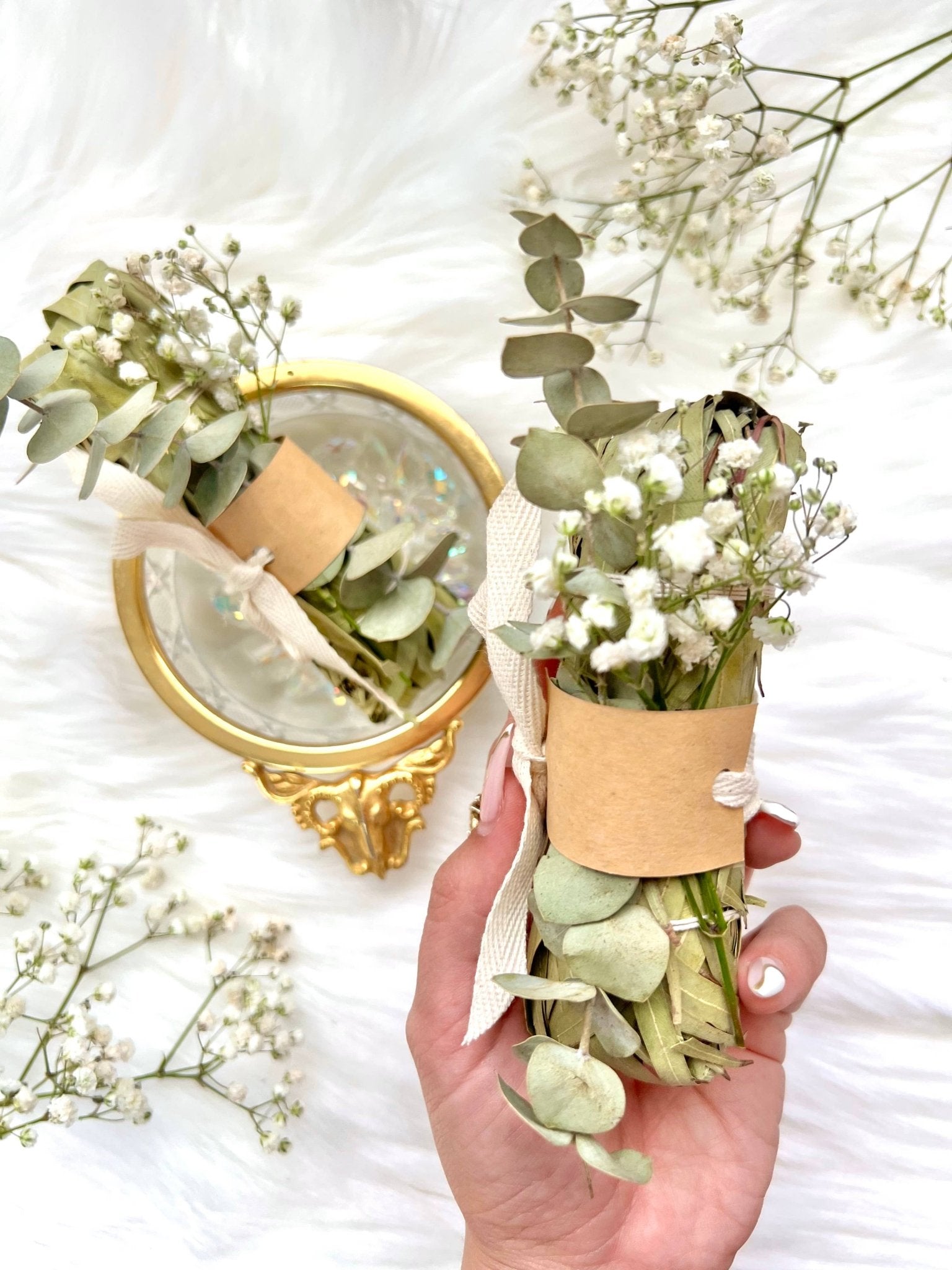 Dreamy Eucalyptus Smudge Bundle - vibeboxshop