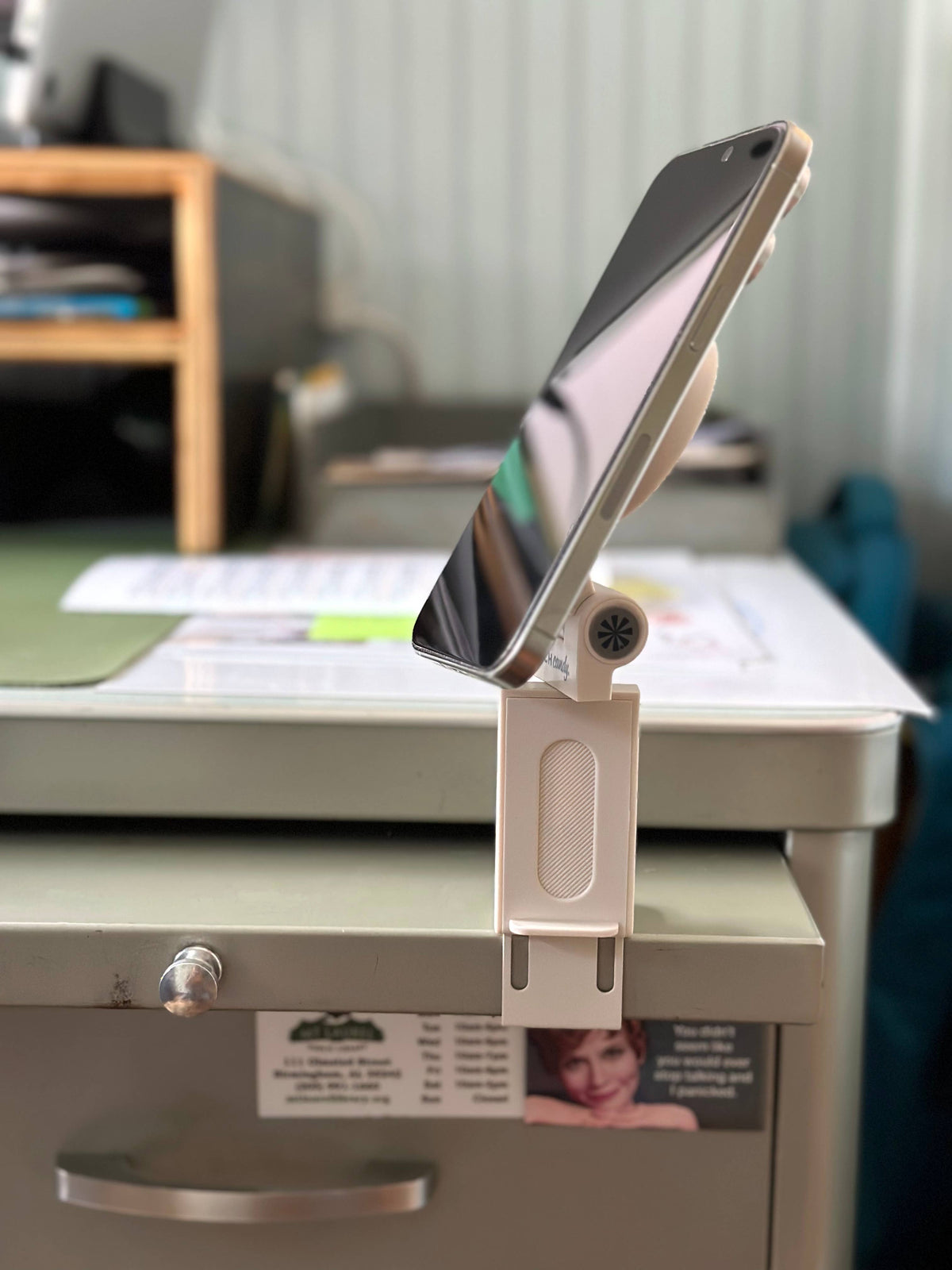 Hold It Right There Magnetic Phone Stand