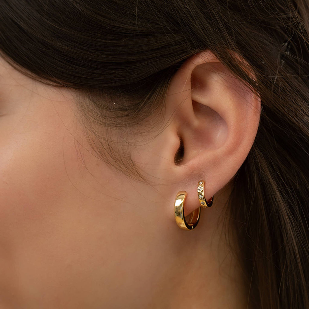 Every Day Gold Hoop Earrings - vibeboxshop