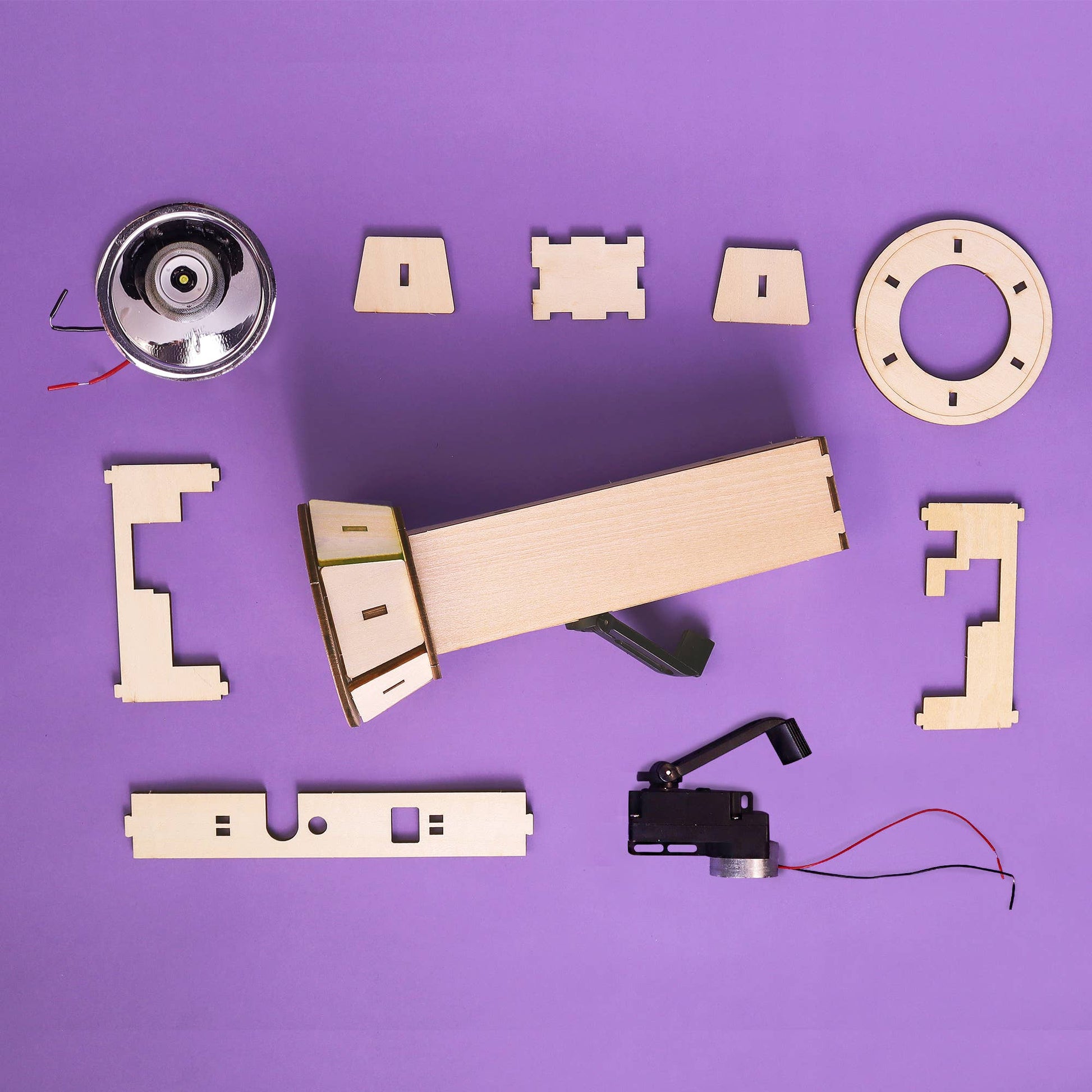 Hand - Crank Flashlight DIY Kit | STEM - vibeboxshop