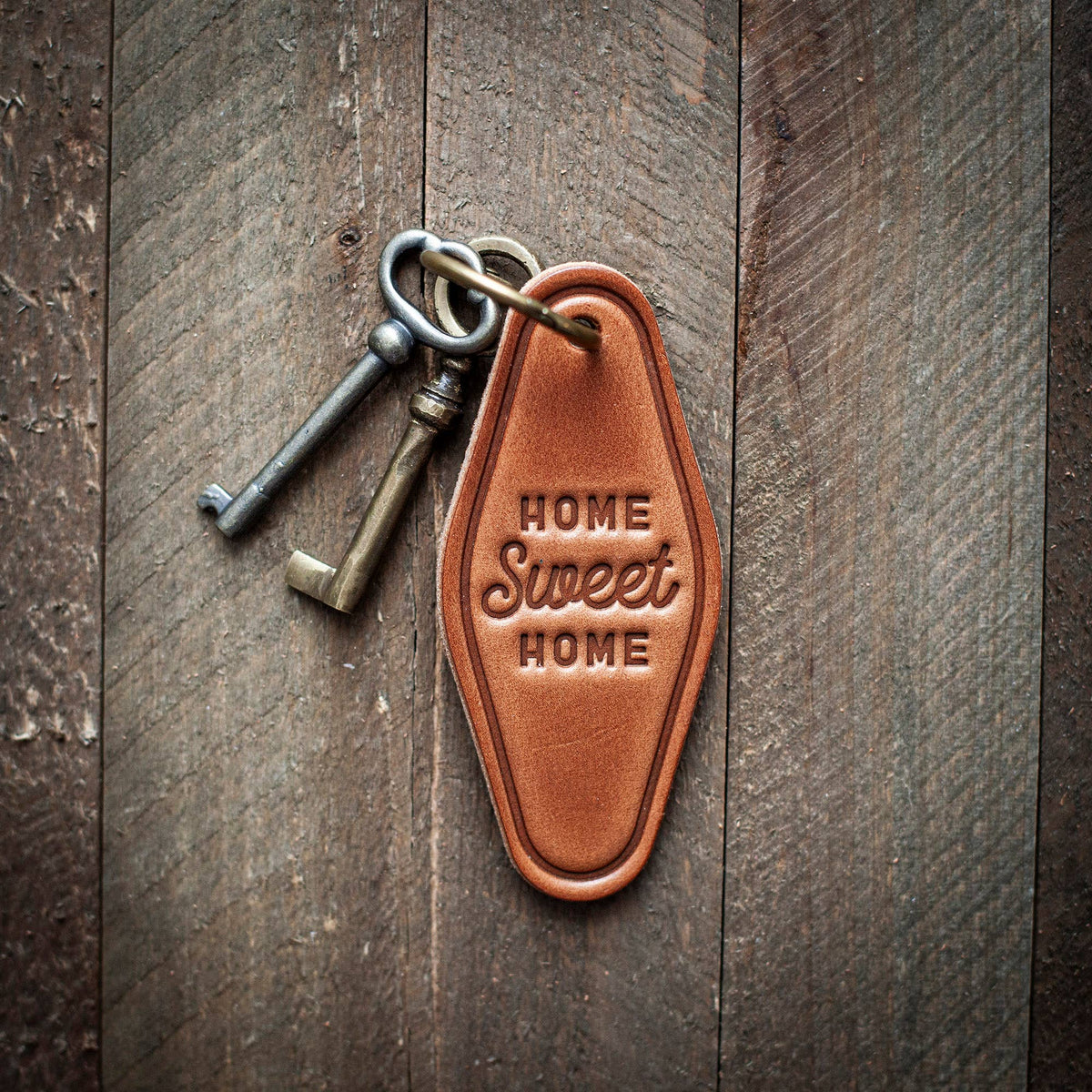 Home Sweet Home | Leather Keychain Motel Style - vibeboxshop