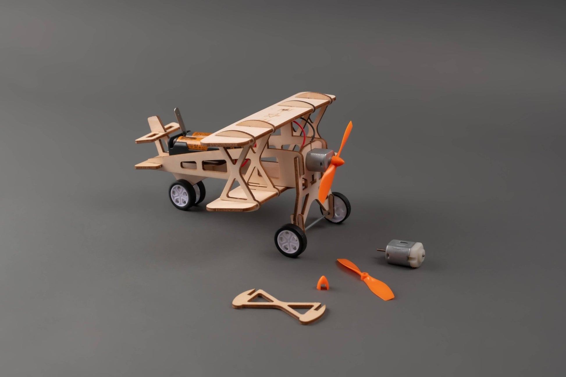 Propeller Plane DIY Kit | STEM Toy - vibeboxshop