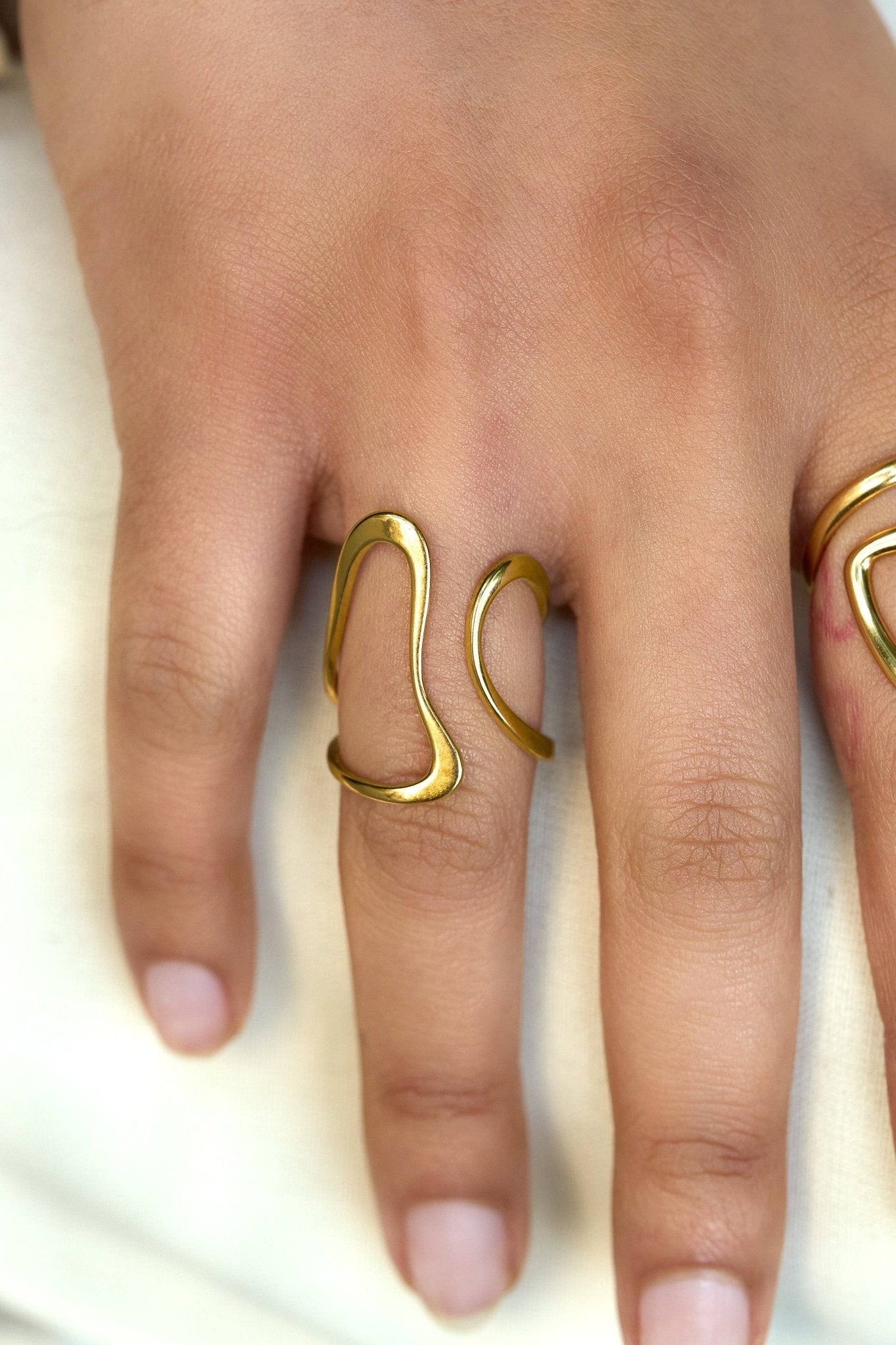 Side by Side Ring - 18K Gold Plated - vibeboxshop