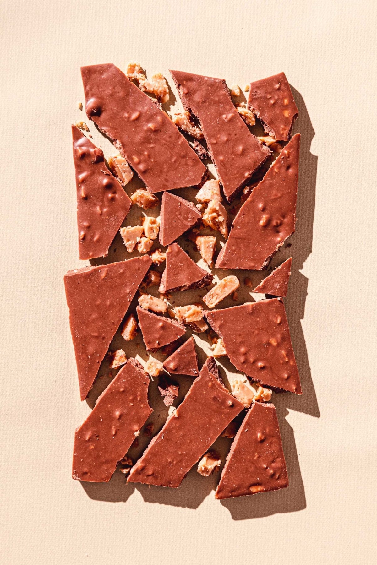 Sticky Toffee Milk Chocolate Bar - vibeboxshop