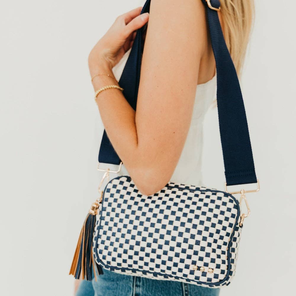Woven Willow Camera Crossbody Bag - vibeboxshop